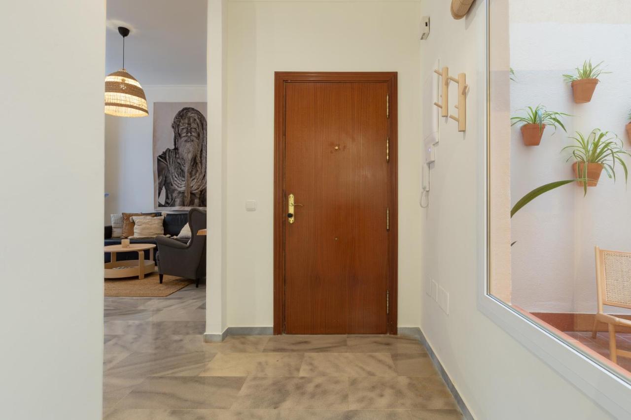 Puerta De Larios: Central Three-Bedroom Apartment With Balconies And Patio マラガ エクステリア 写真