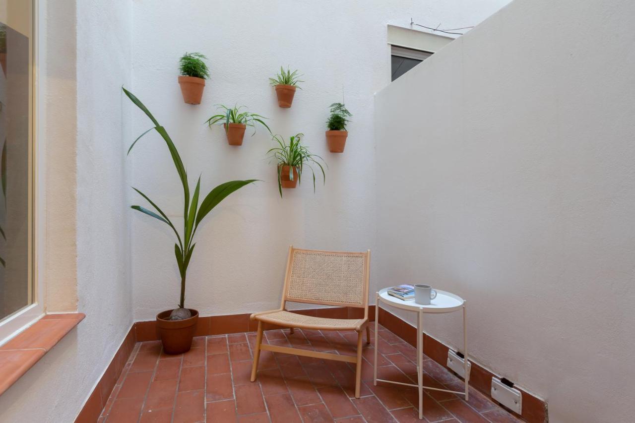 Puerta De Larios: Central Three-Bedroom Apartment With Balconies And Patio マラガ エクステリア 写真